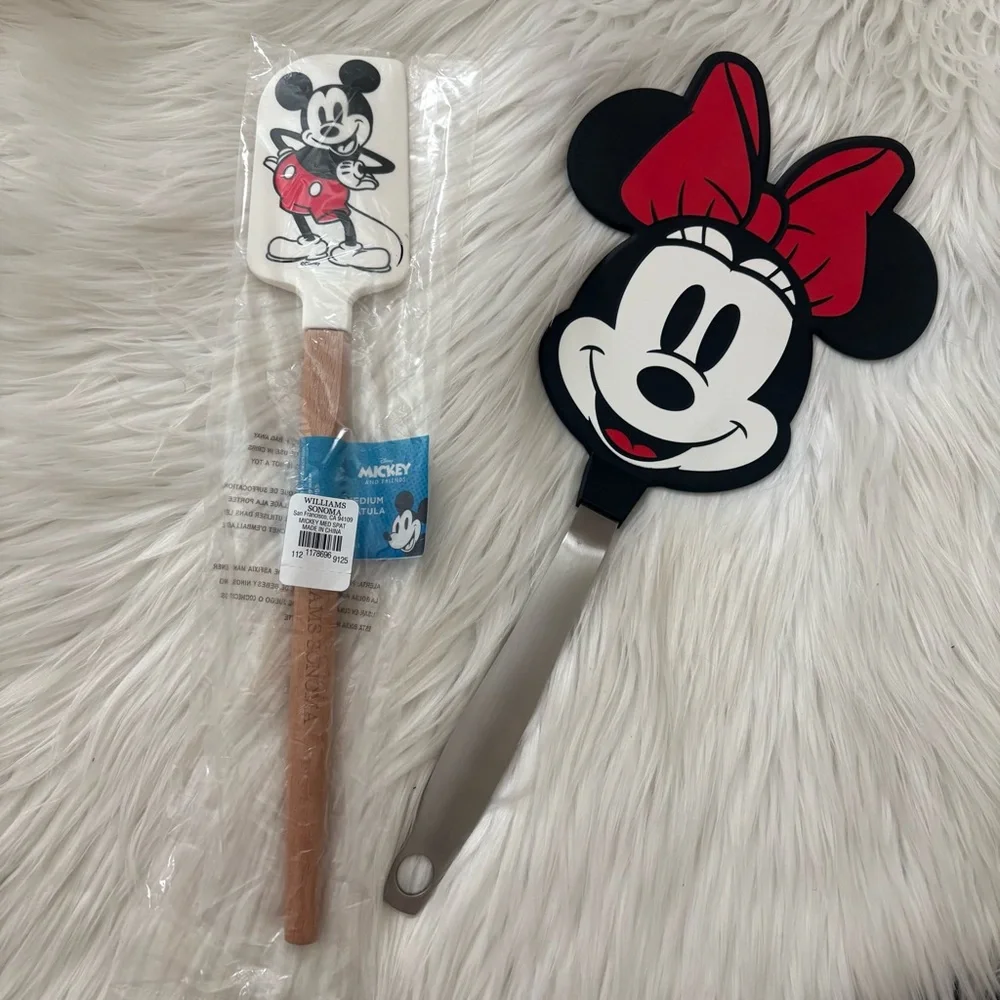 Williams Sonoma x Disney Mickey Spatula NWT and Minnie Flex Spatula NWOT